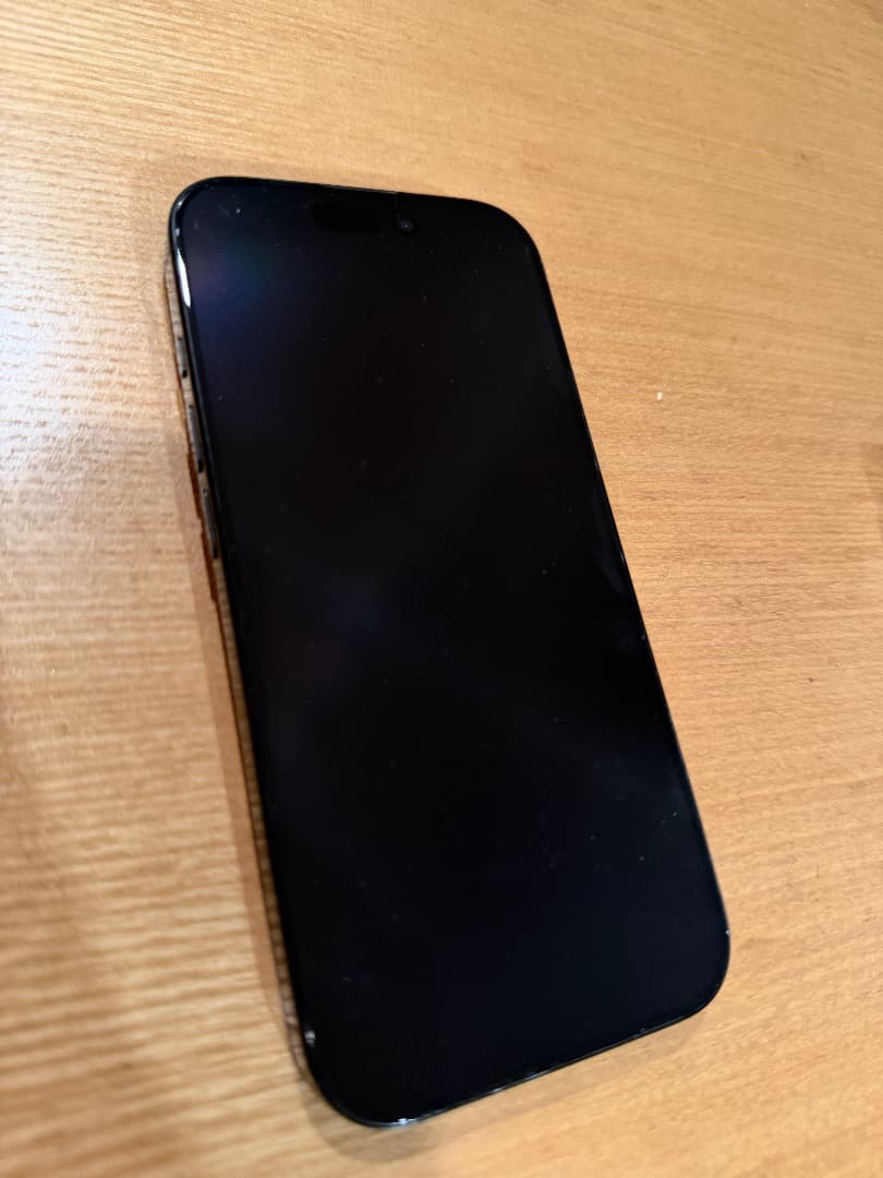 iPhone 16 Pro 1TB ブラックチタニウム