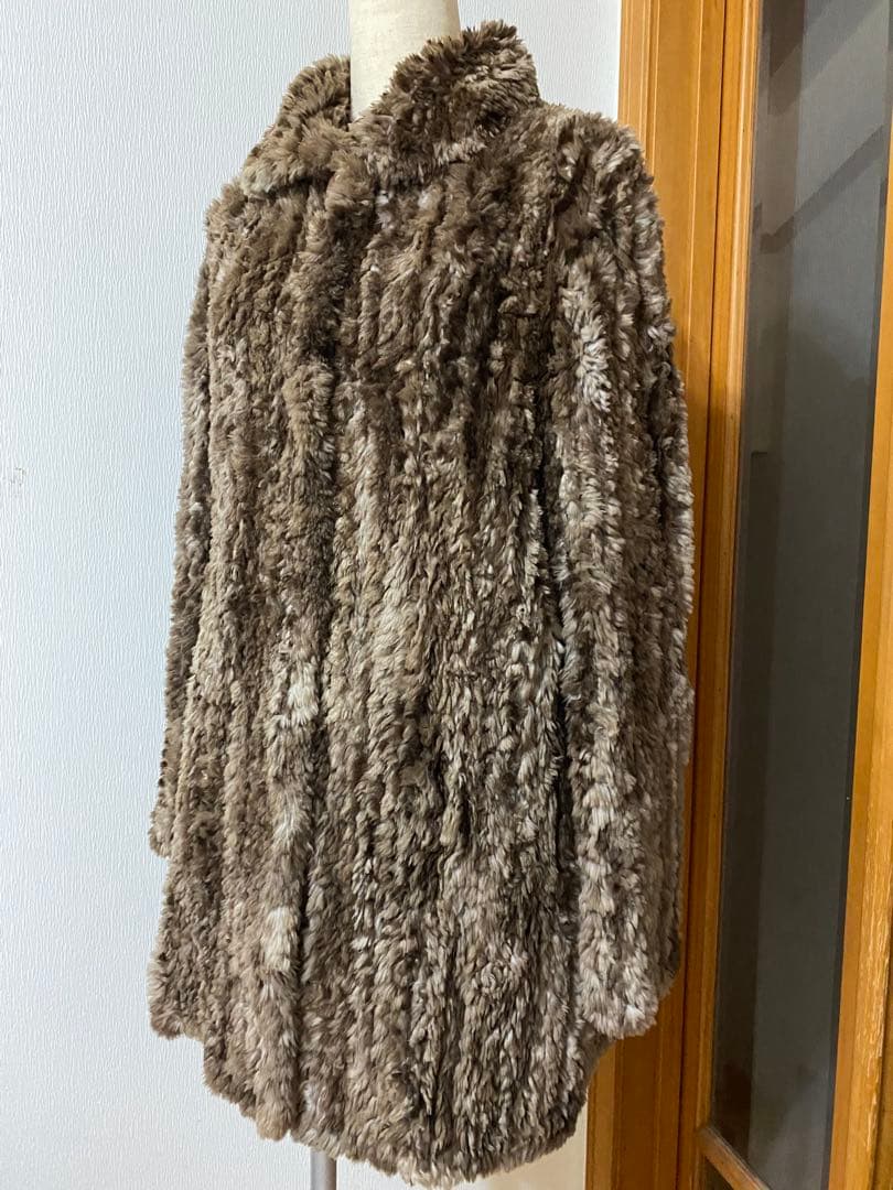 高級毛皮　ビーバーヤーン　ミドル丈　ワンピースコート　軽量　リアルファー　コート