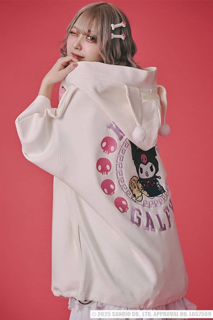 タグ付き【ガルフィー×クロミ】コラボ　大好きボンディング半袖パーカー　白　大きめ