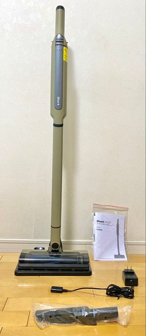 Shark シャーク スティッククリーナー本体（グレー）充電器・ノズル付き