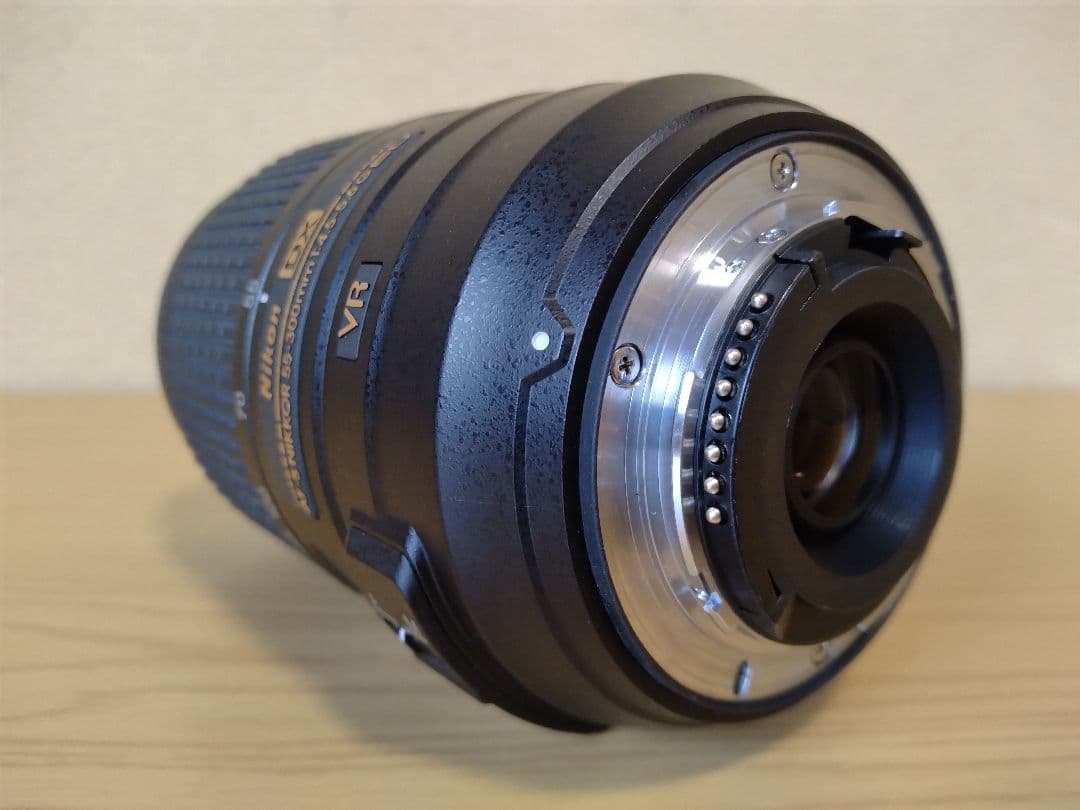 NIKKOR AF-S DX 55-300mm VR レンズ