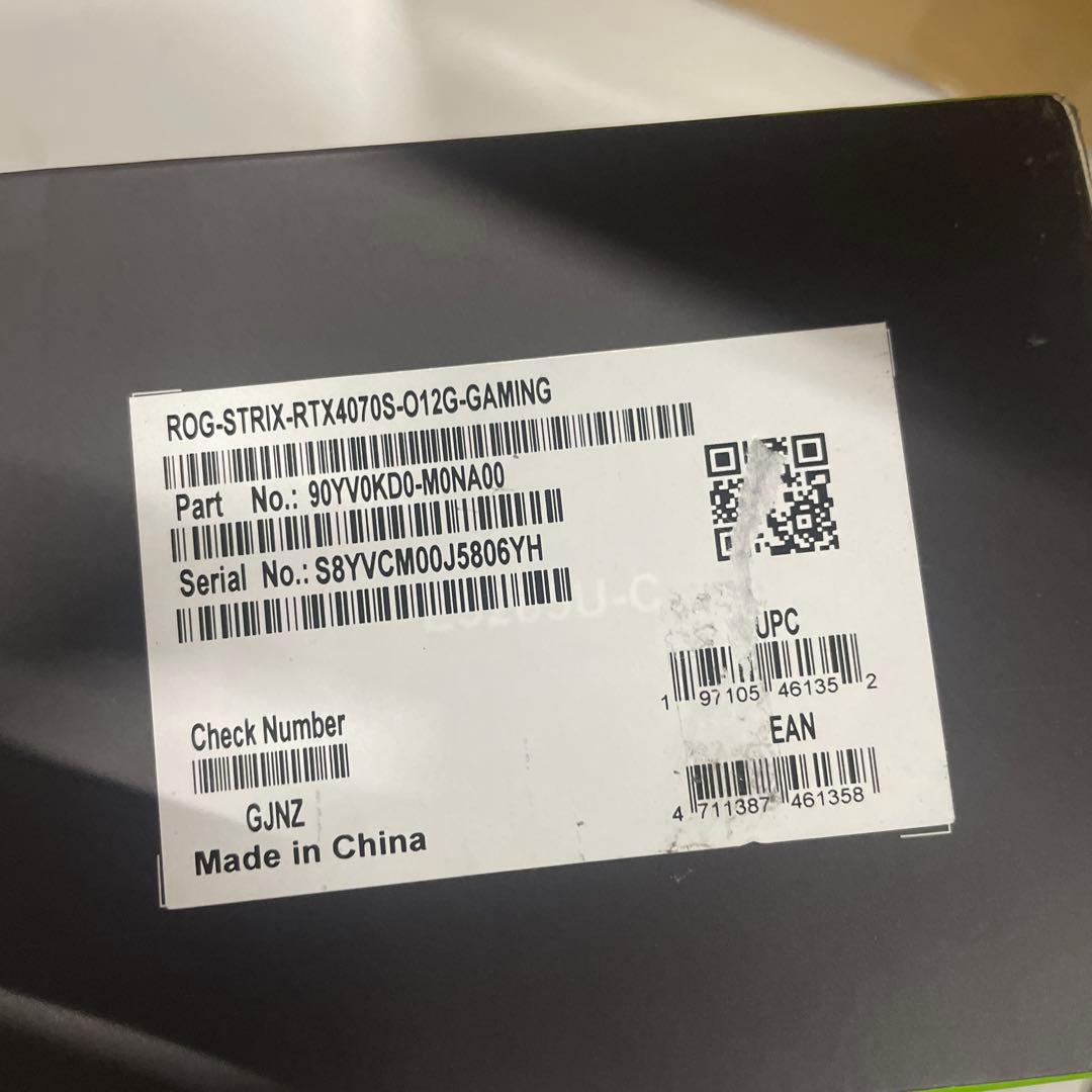 グラフィックボード・グラボ・ビデオカード ASUS ROG STRIX GAMING RTX 4070 SUPER