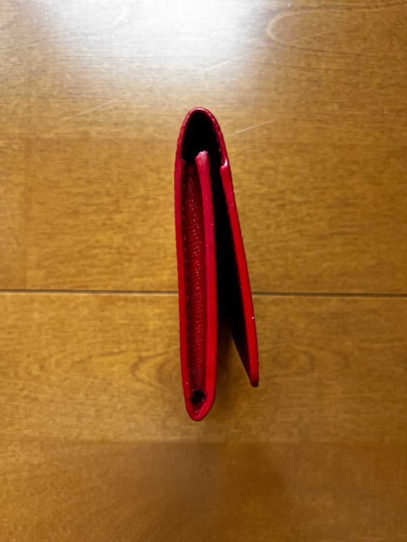 Louis Vuitton ルイ・ヴィトン エピ 名刺入れ ルージュ