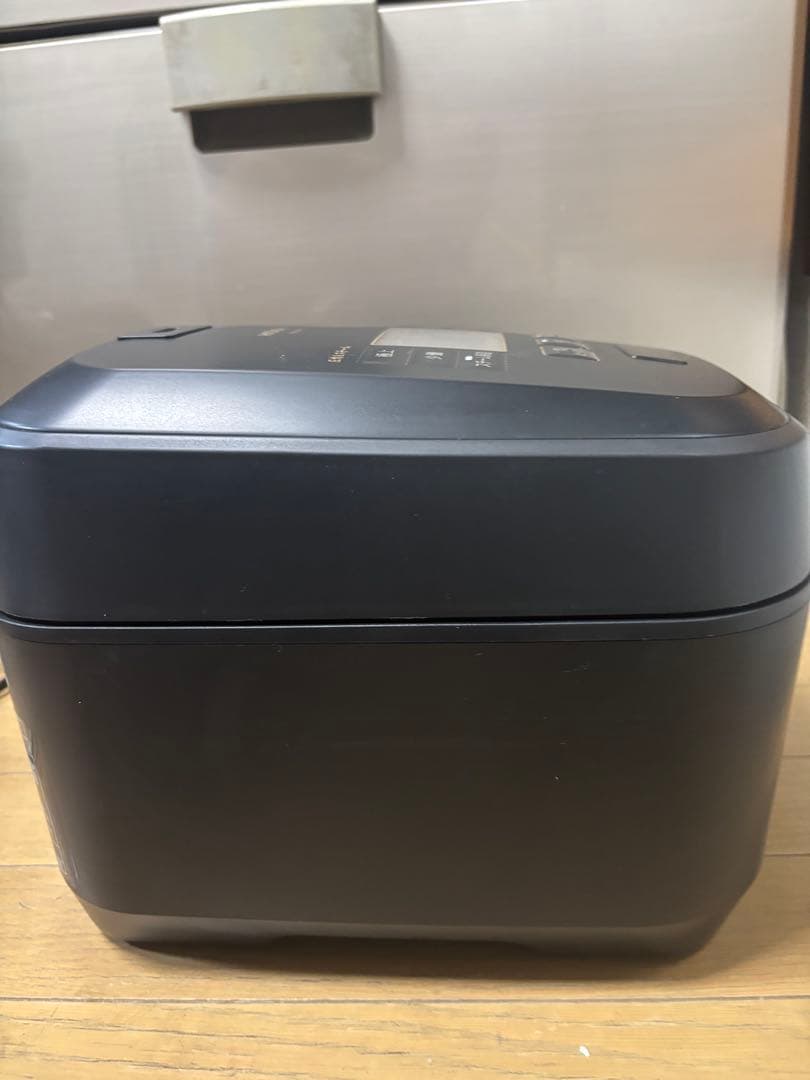 日立 炊飯器 RZ-V100FM -2022年製