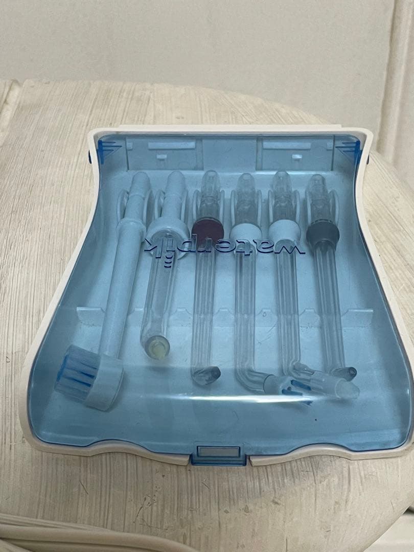 ウォーターフロッサー