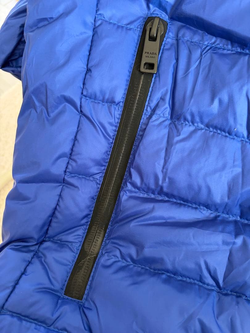 PRADA ダウンジャケット サイズ52 青