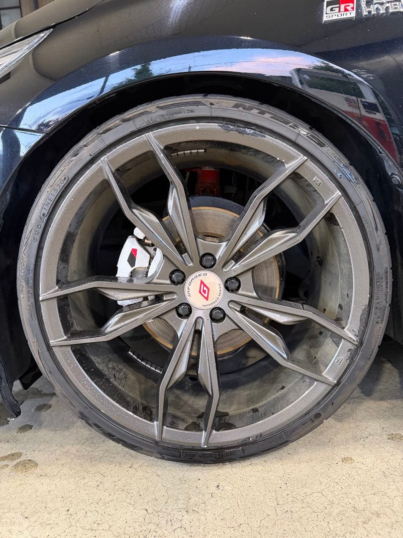 G*D様 pcd100 19インチホイール ツライチ nittoタイヤ溝あり　プ