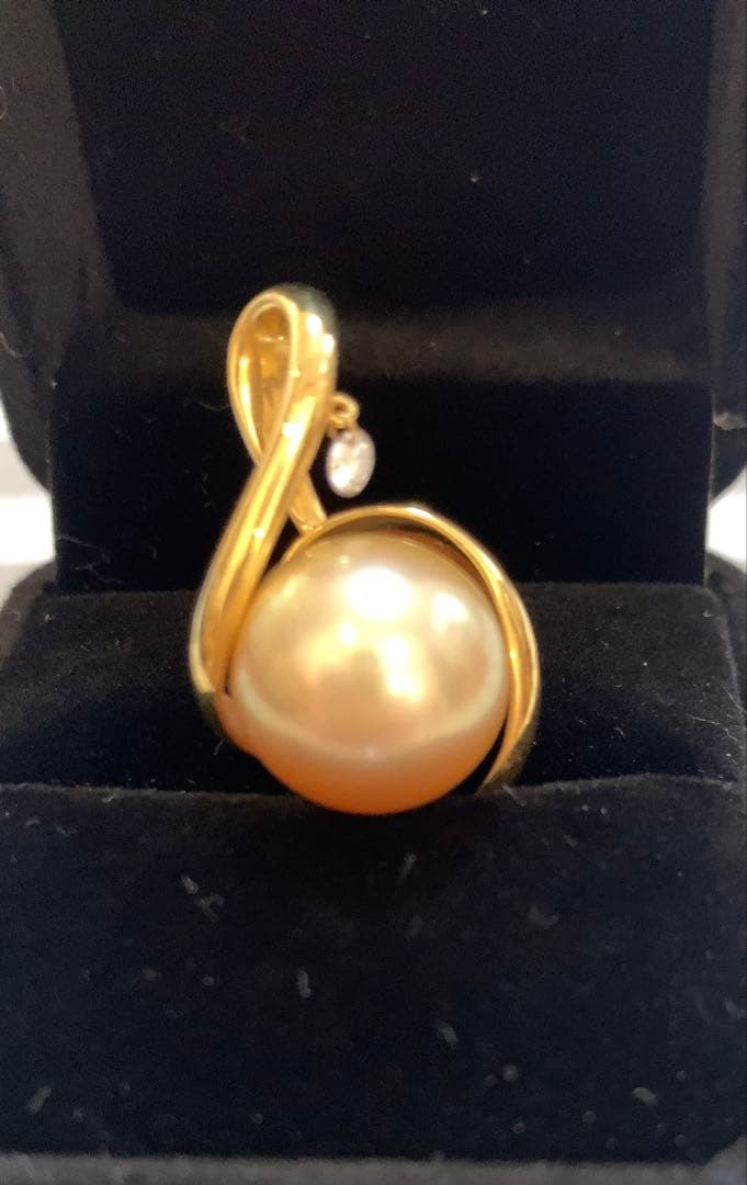 ゴールドパール　k18 ペンダントトップ