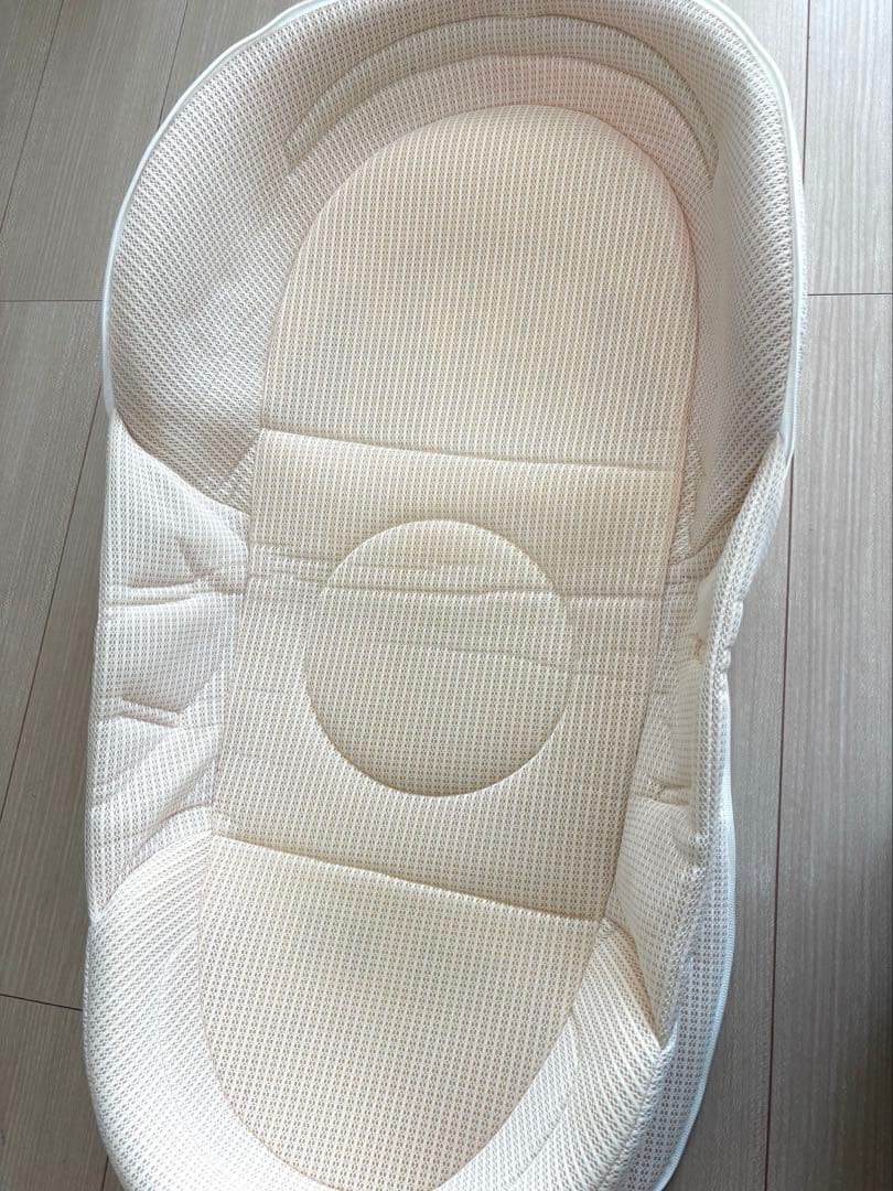 ネオママイズム　ベージュ　添い寝　ベットイン　人気　持ち運び　軽い