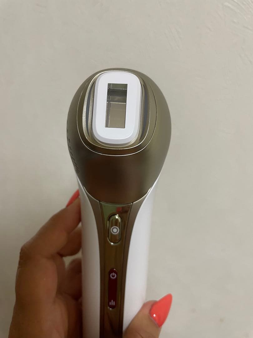 【新品同様】MYTREX 美顔器