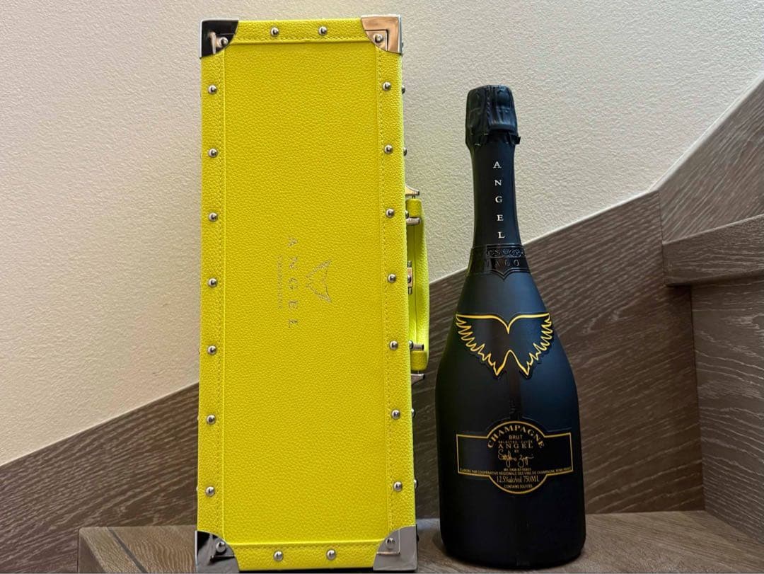 エンジェル シャンパーニュ イエロー NV 箱付き シャンパン