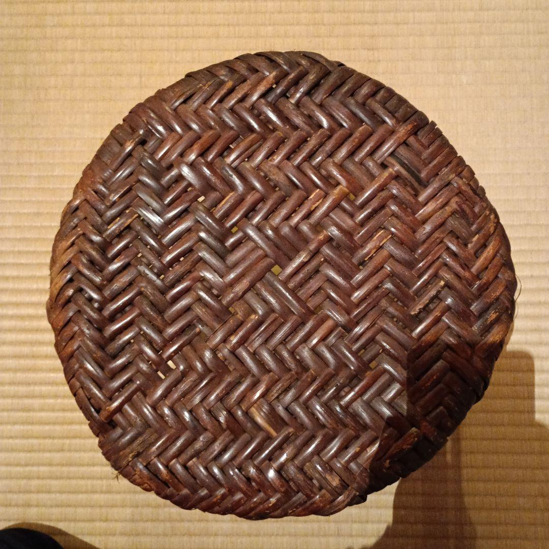 円形編み込みスツール　ラオス