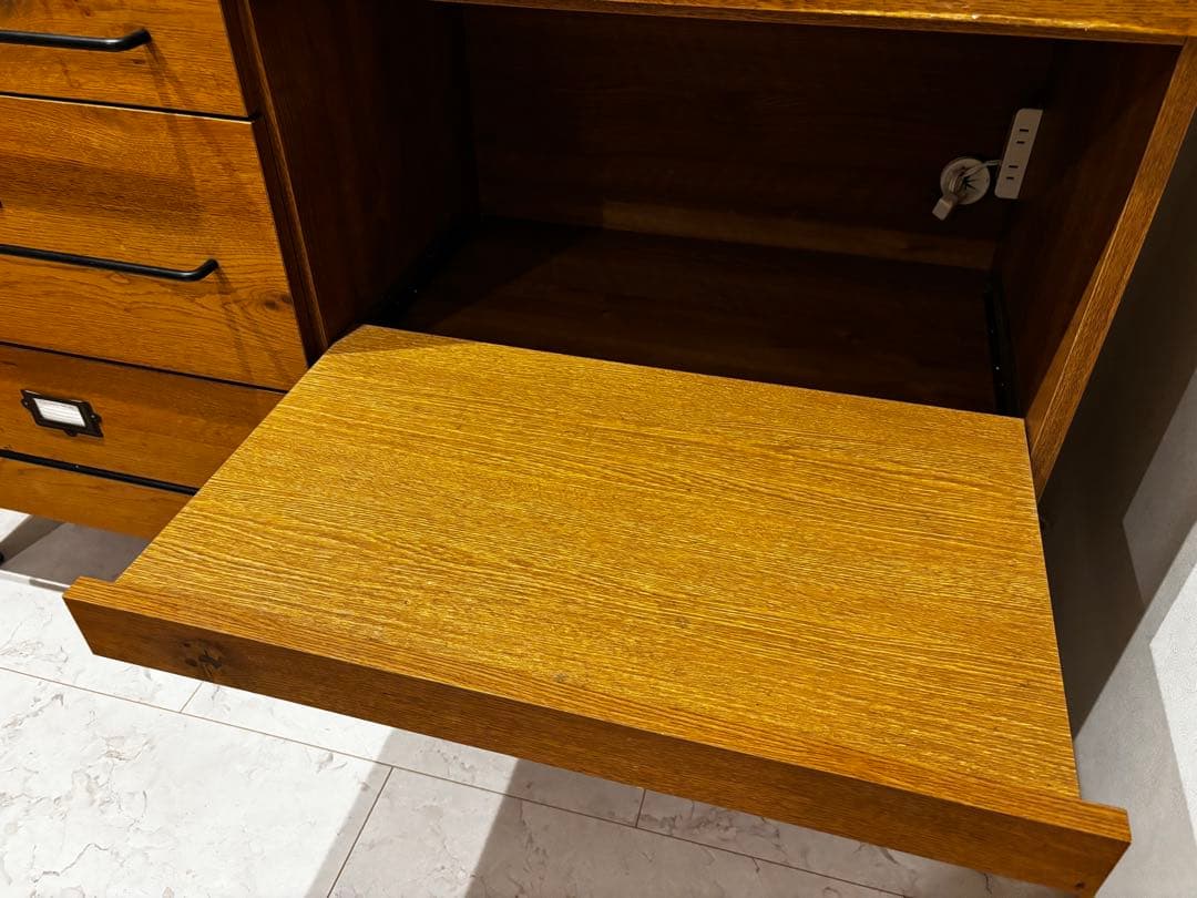 クラッシュゲート ジョージ ダイニングボード 幅140cm 食器棚 関家具