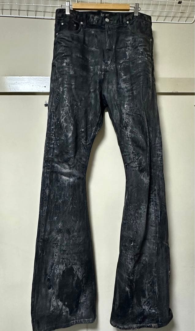 パンツ EMOSTANCECLUB Baggy Flare Jeans