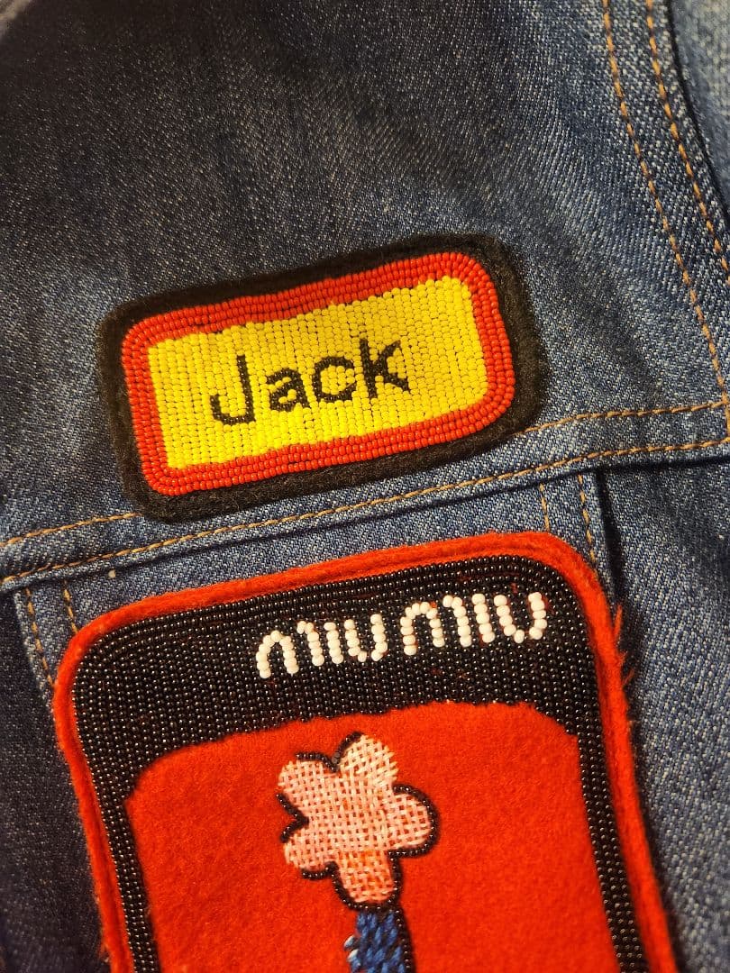 MIU MIU　デニムジャケット