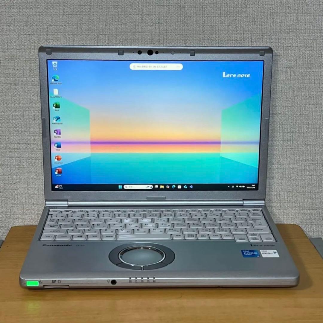 中古美品レッツノートSV1 i5 16G／256GB／Office2024
