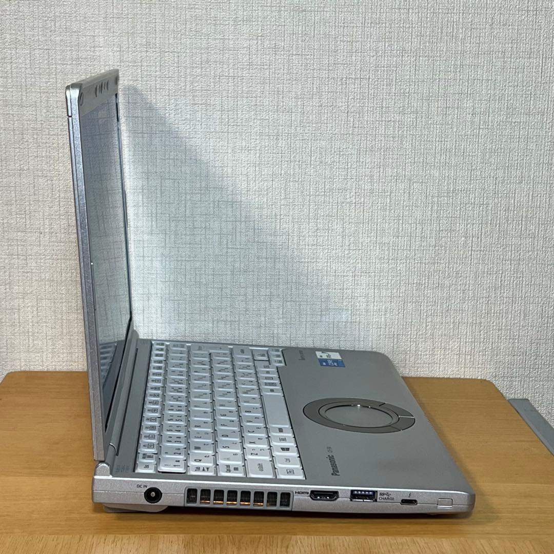 中古美品レッツノートSV1 i5 16G／256GB／Office2024