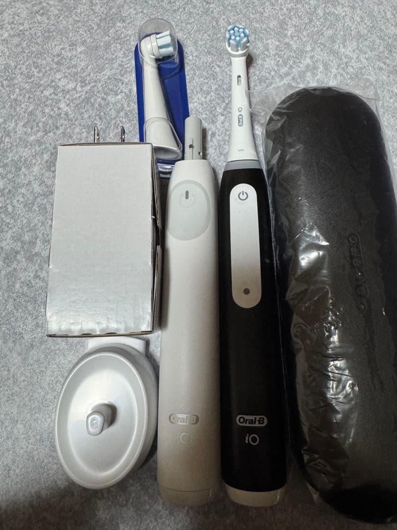 Oral-B iO3 電動歯ブラシ 二本　未使用品 type 3769