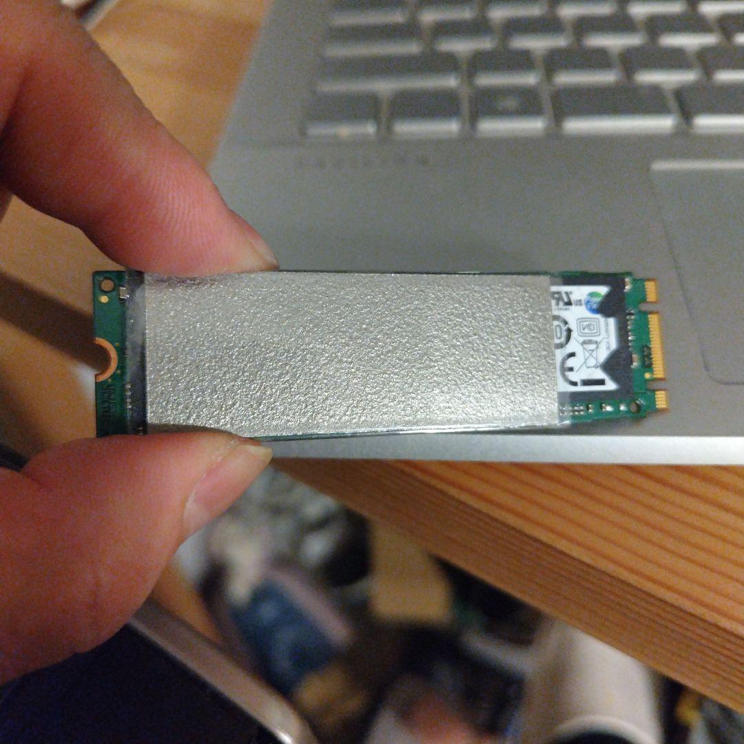 Samsung SSD 256GB MZNLN256HMHQ　取り出し品