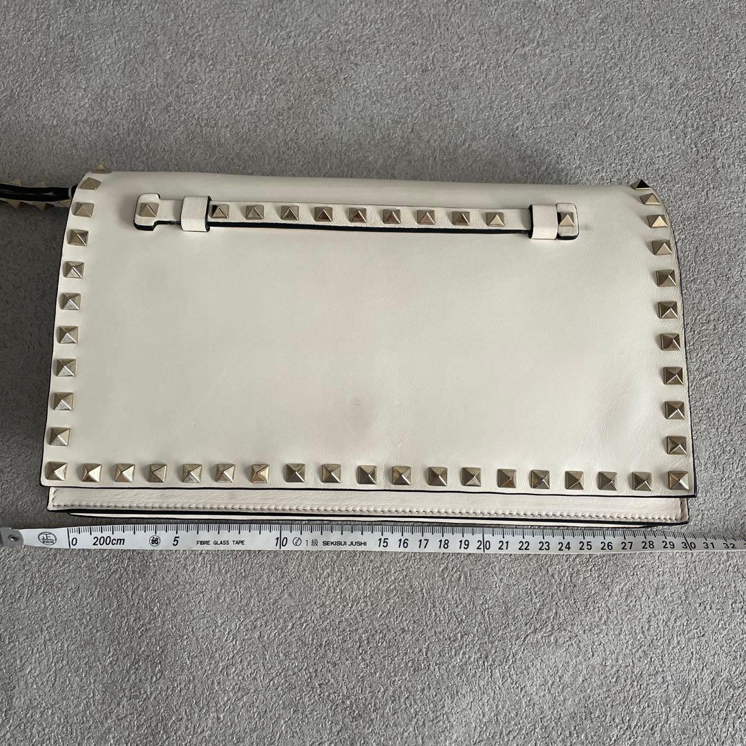 VALENTINO スタッズクラッチバッグ ホワイト