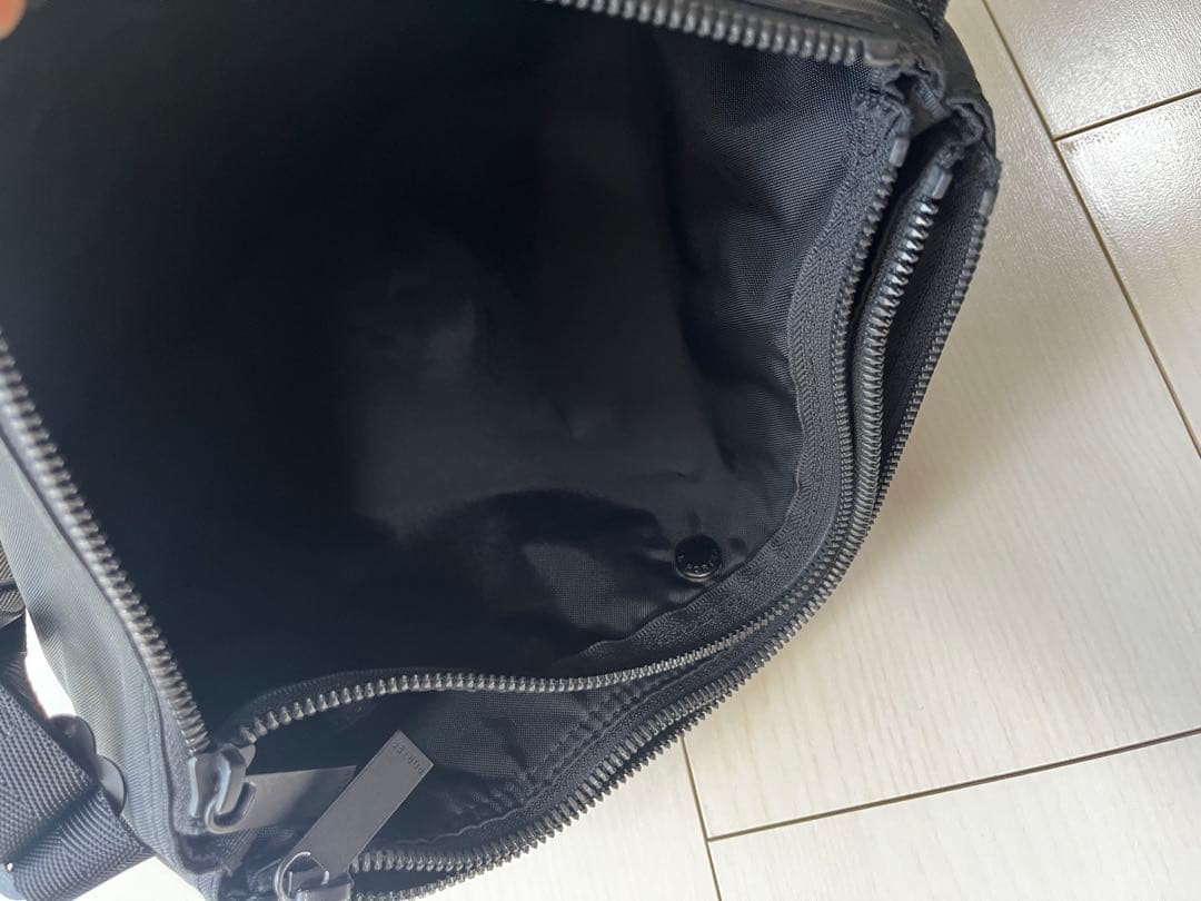 PORTER ブラックナイロンサコッシュ　状態◎