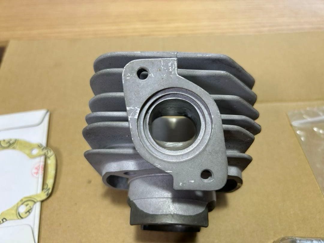 スーパーDIO系　ボアアップ　AF28　ポート加工済み　49mm