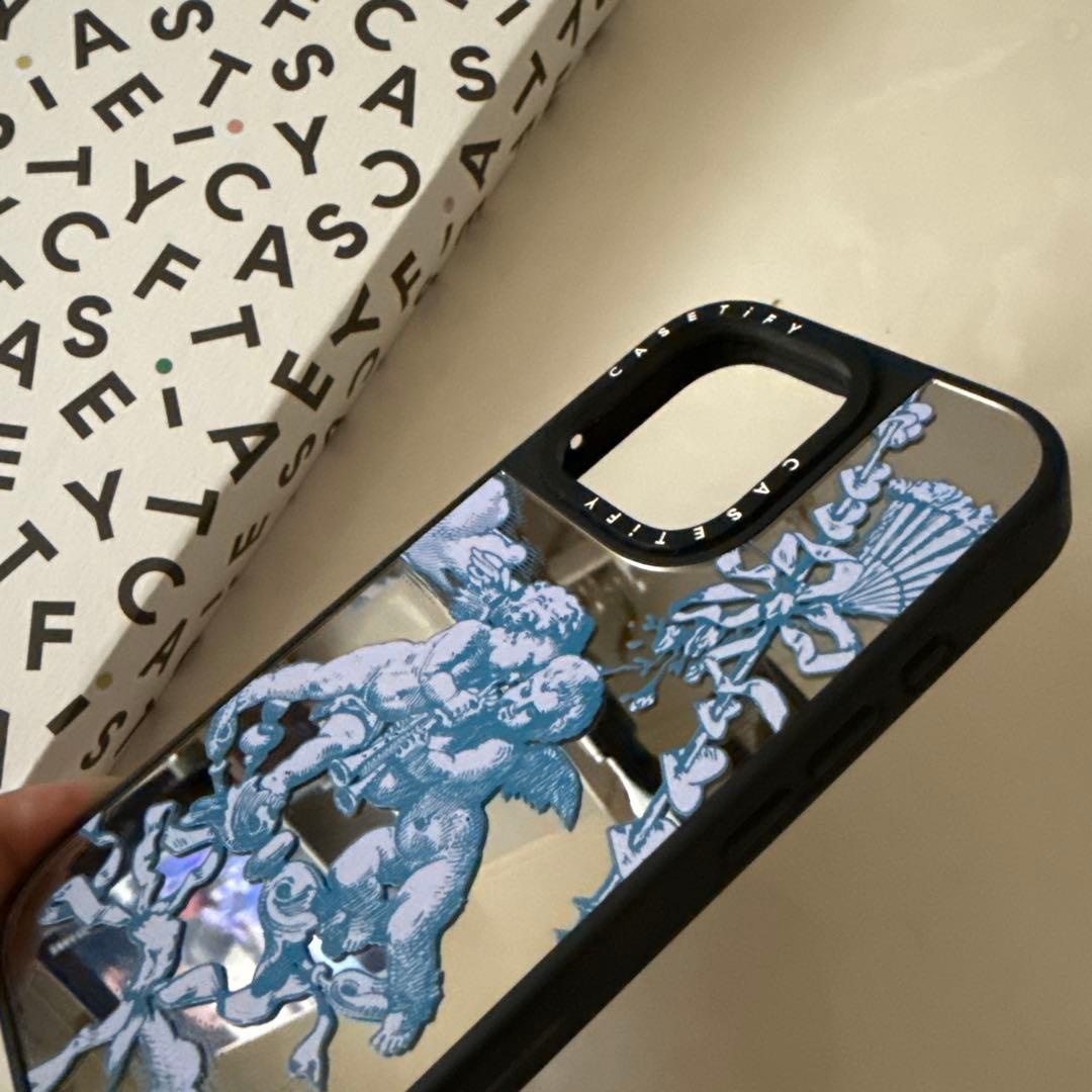 Casetify iPhone用ケース 天使と悪魔デザイン