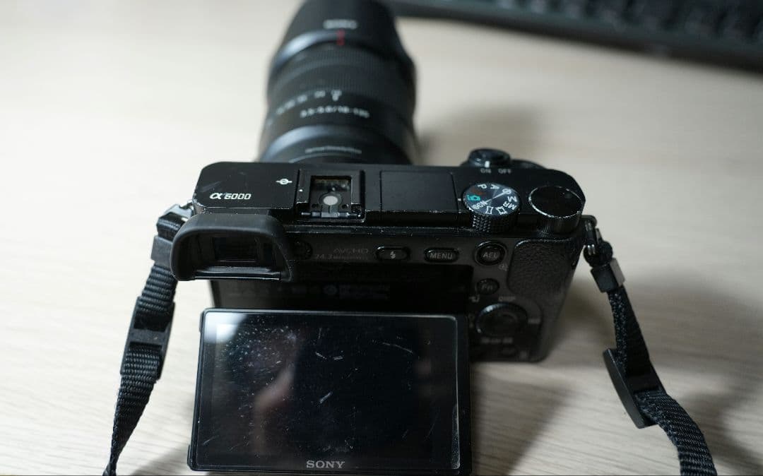Sony α6000 ミラーレス一眼 本体とレンズセット