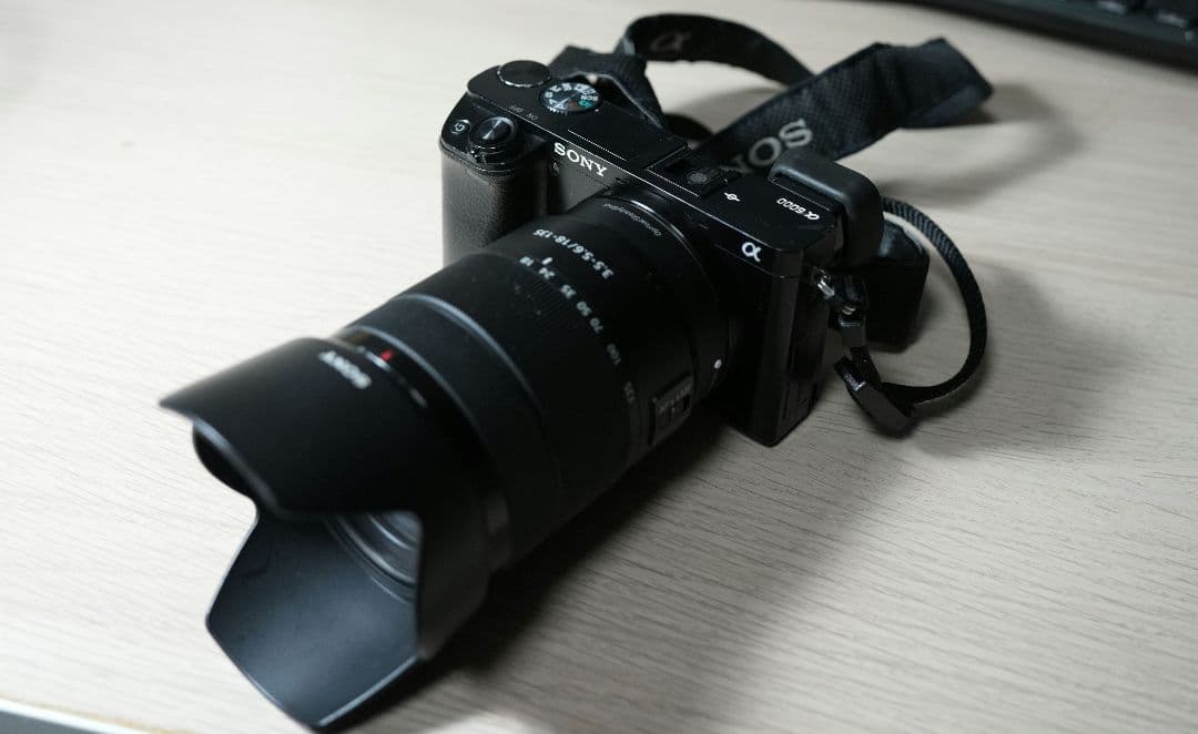 Sony α6000 ミラーレス一眼 本体とレンズセット