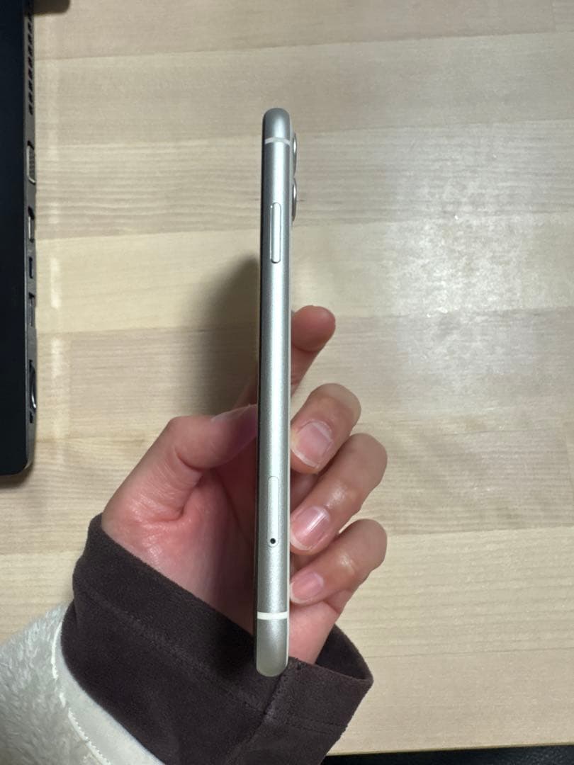 Apple iPhone 11 ホワイト 128GB 本体のみ SIMフリー