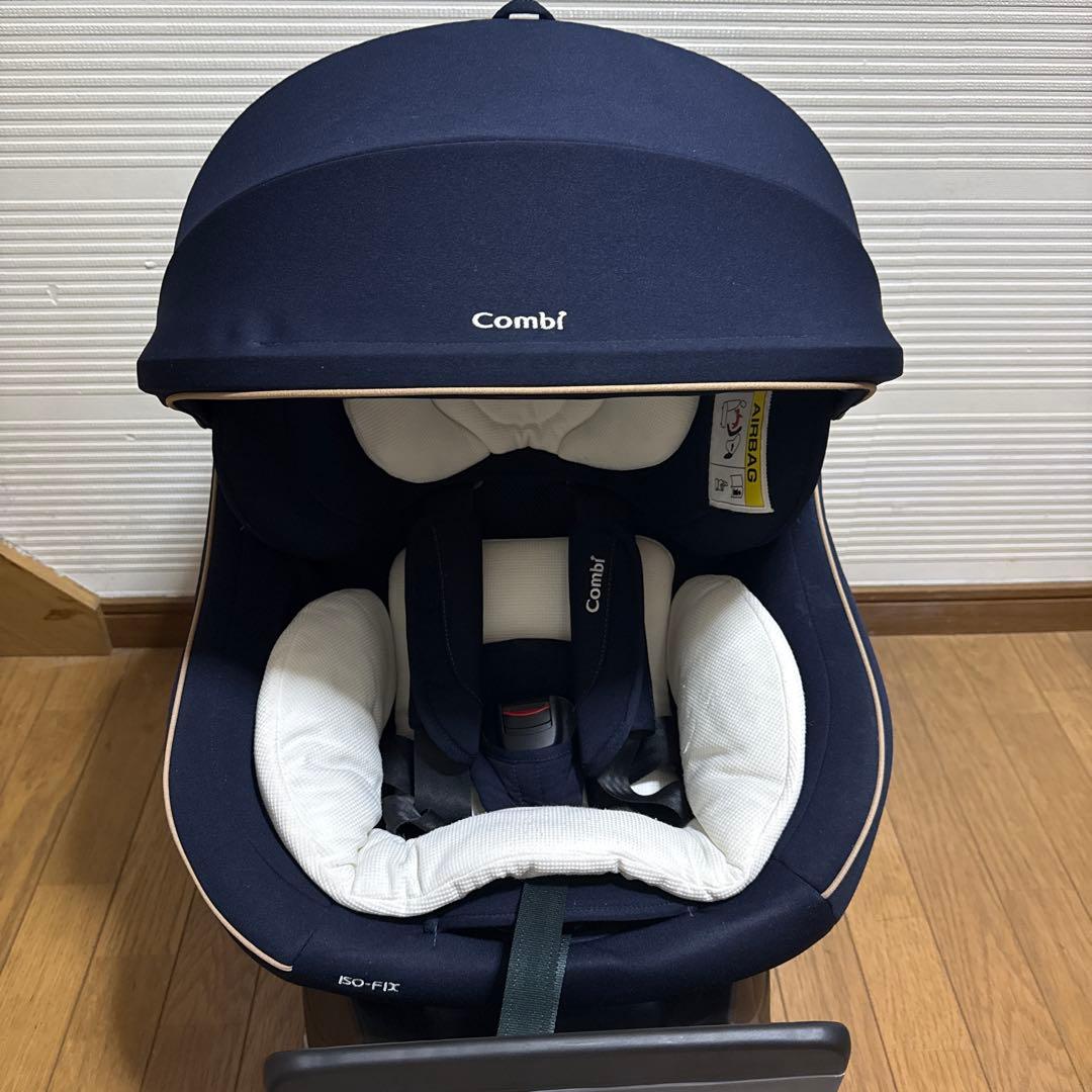 Combi クルムーヴスマート ISOFIX エッグショック ネイビー