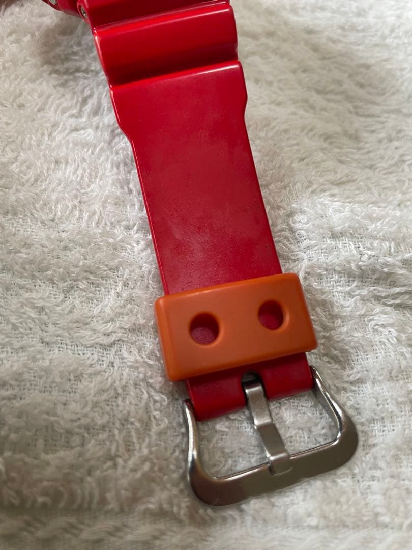 【美品】CASIO G-SHOCK DW-6900CB クレイジーカラー 赤