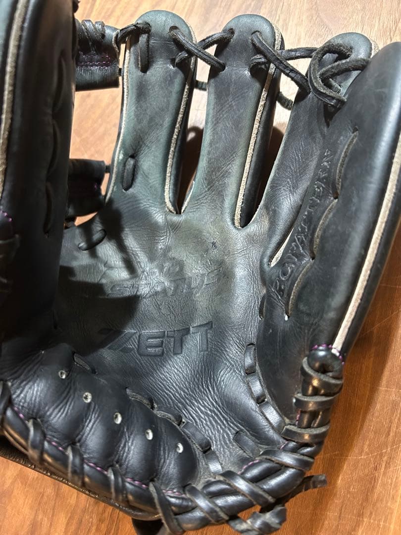 ZETT PROSTATUS プロステイタス　内野手用　硬式グローブ グラブ　黒