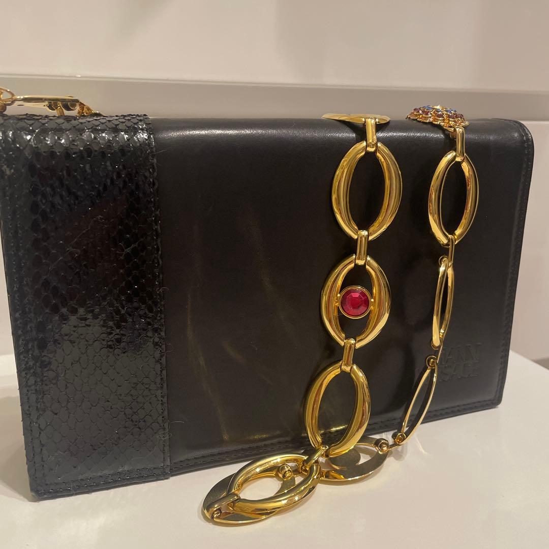 美品❣️ジャンニベルサーチェ　ラムレザーショルダーバック