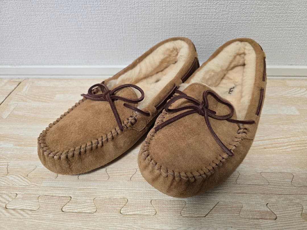 【新品】23cm アグ デッキシューズ モカシン ダコタ