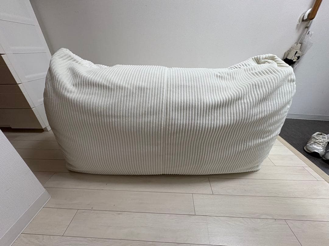 【引取歓迎　大阪】LOOSY 2人掛けビーズソファ アイボリー