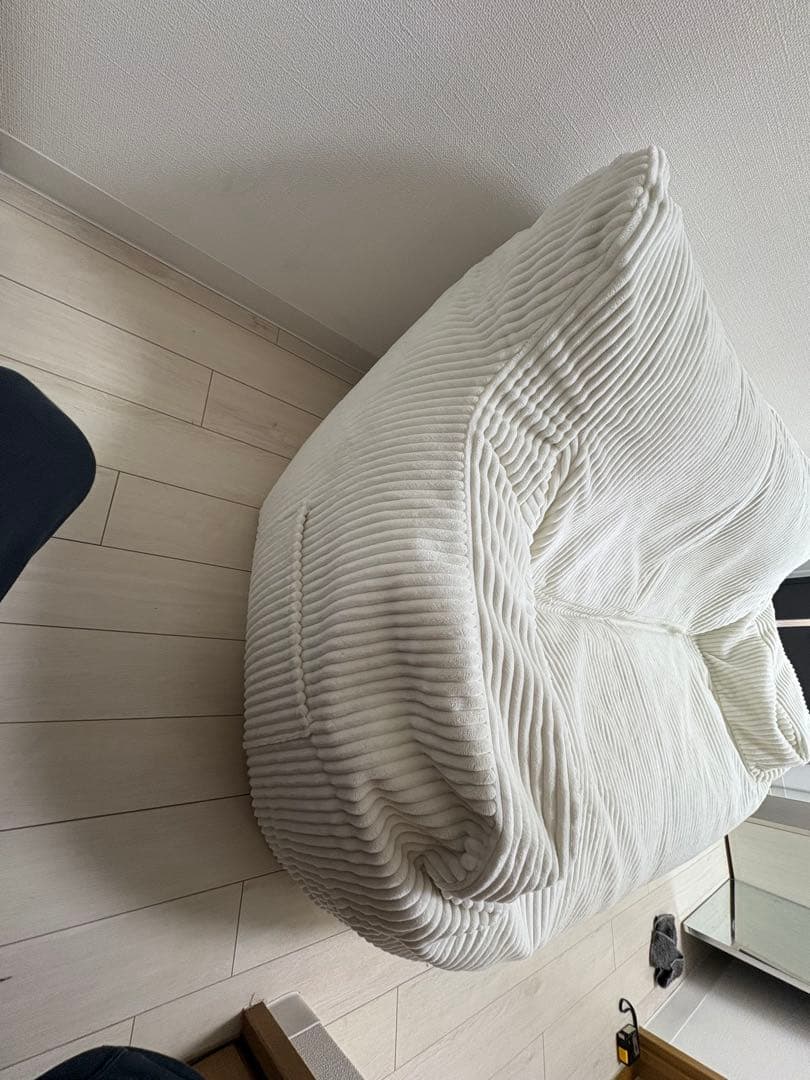 【引取歓迎　大阪】LOOSY 2人掛けビーズソファ アイボリー