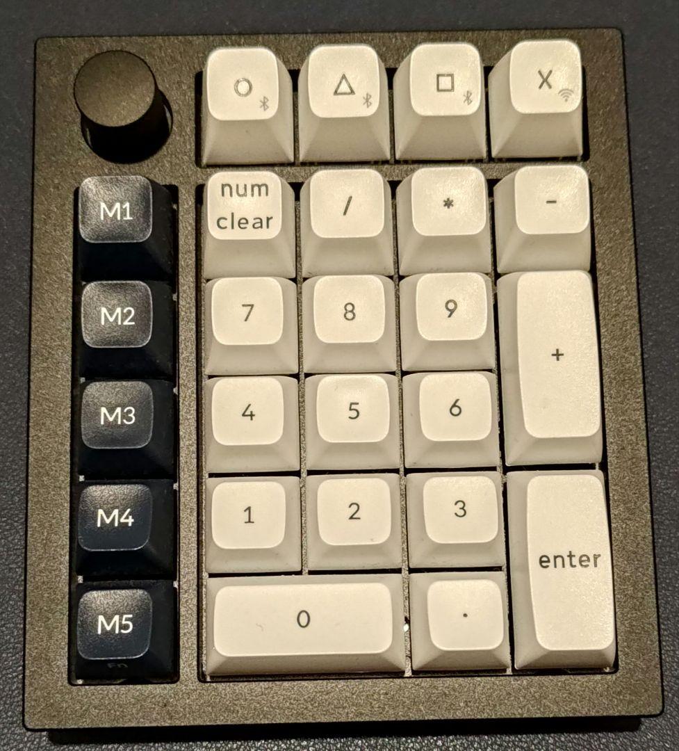 Keychronテンキー Q0 Max 茶軸 カーボンブラック