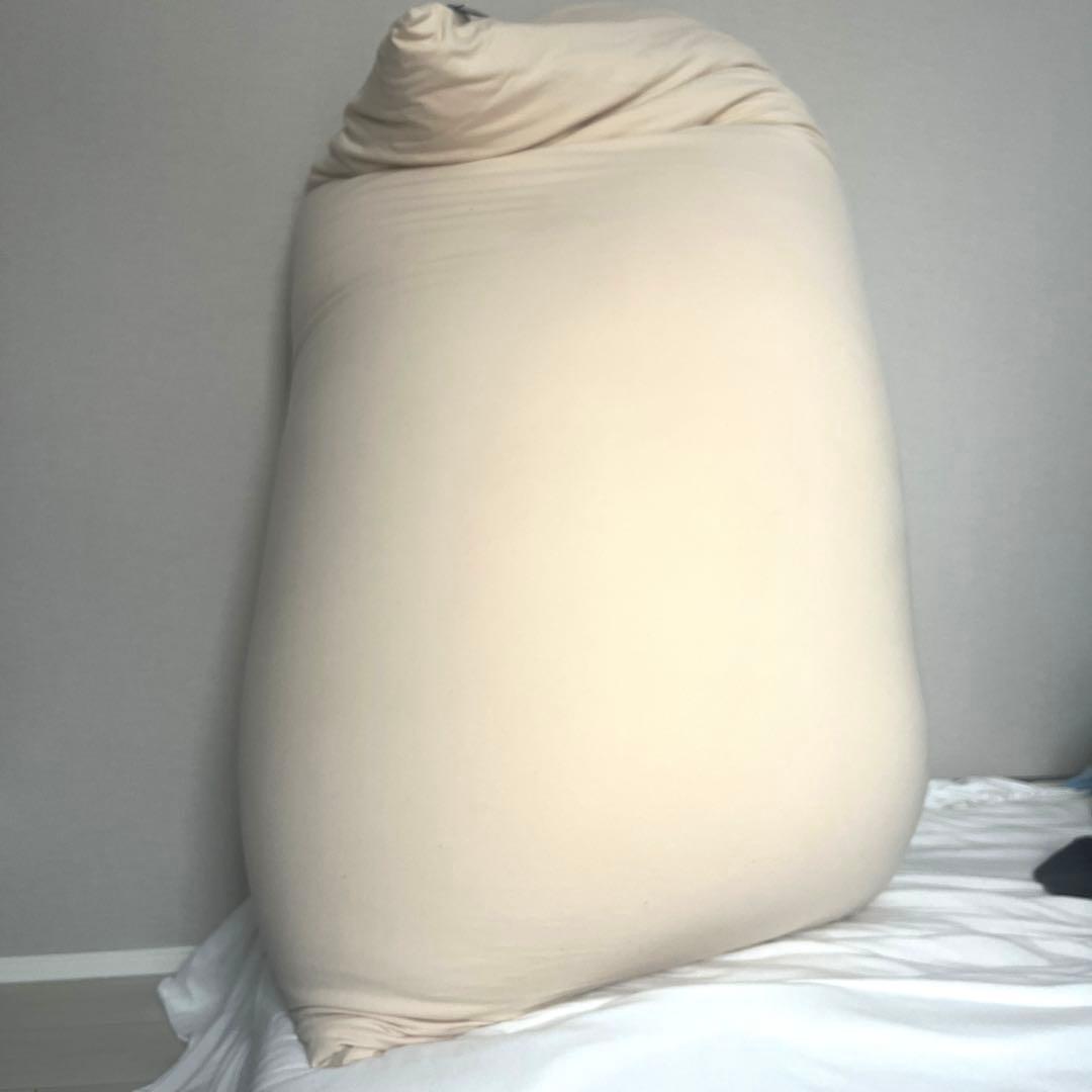 今のところ最終お値下げです。 yogibo max クリームホワイト