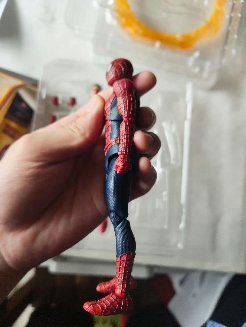 MAFEX フレンドリーネイバーフットスパイダーマン