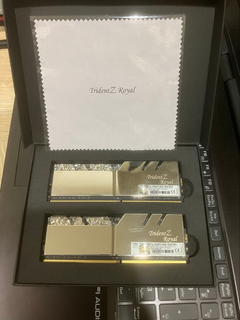 メモリー G.SKILL TridentZ  16GB DDR4 3200MHz