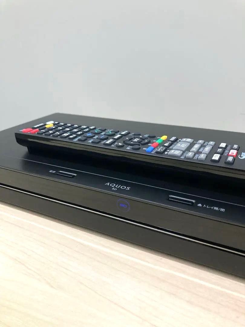めっちゃ綺麗　1TB シャープ　AQUOS ブルーレイ　BD-NW1100