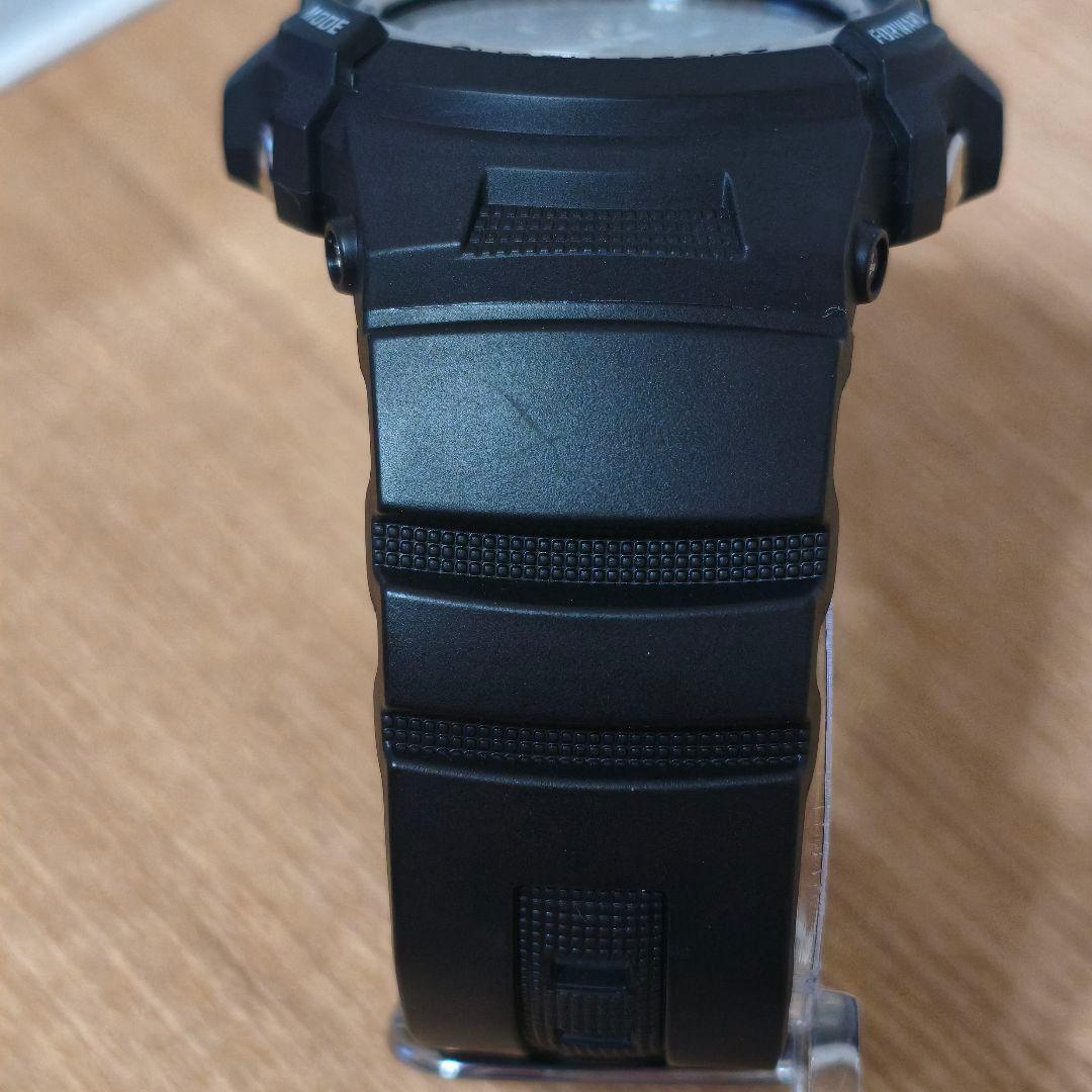 新品同様 カシオ G-SHOCK AWG-M100-1AJF 電池新品異常無し