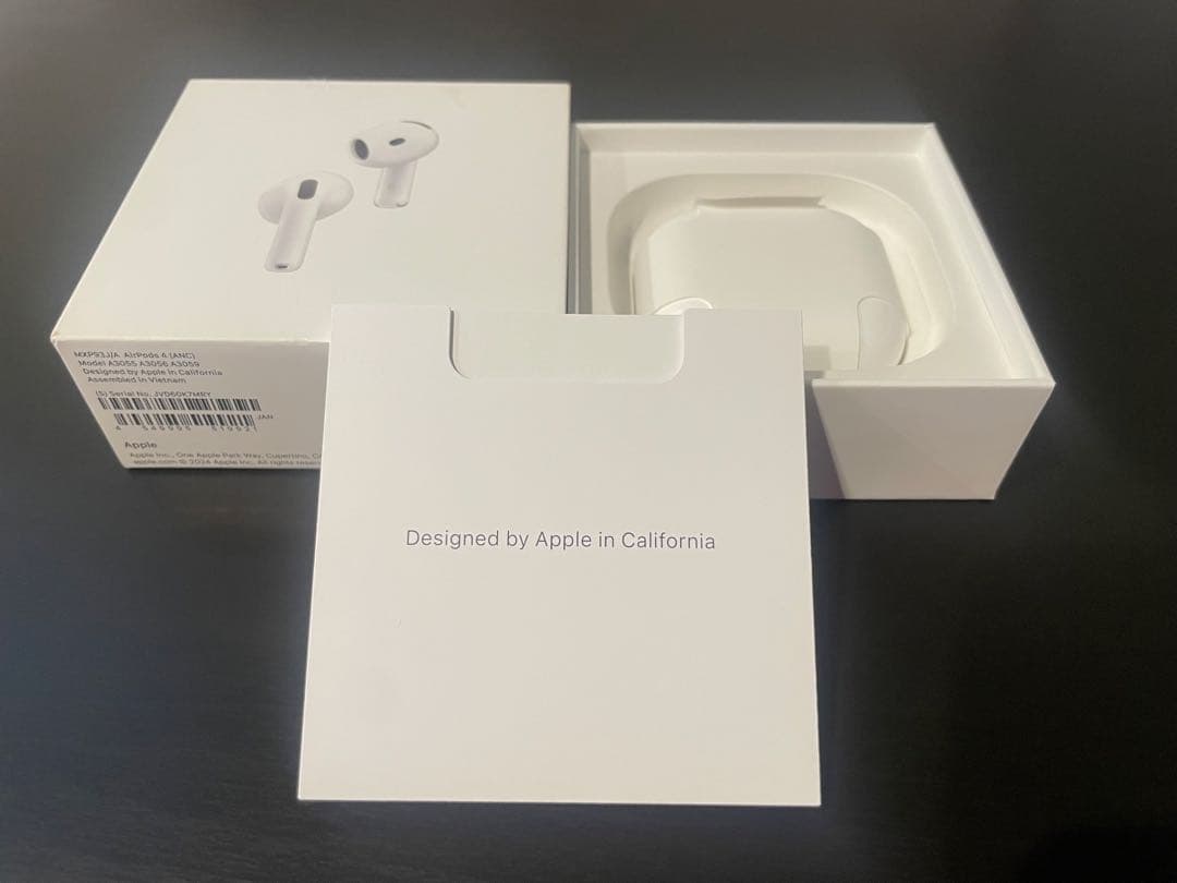 Apple AirPods4アクティブノイズキャンセリング本体 充電ケース付き