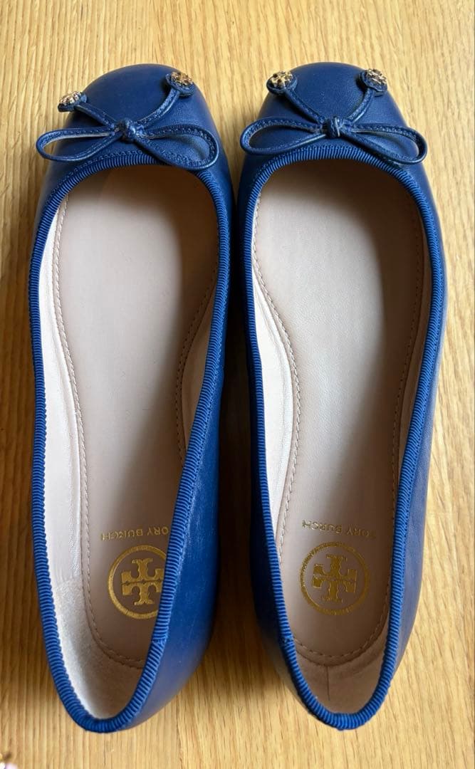 TORY BURCH ネイビー フラットシューズ
