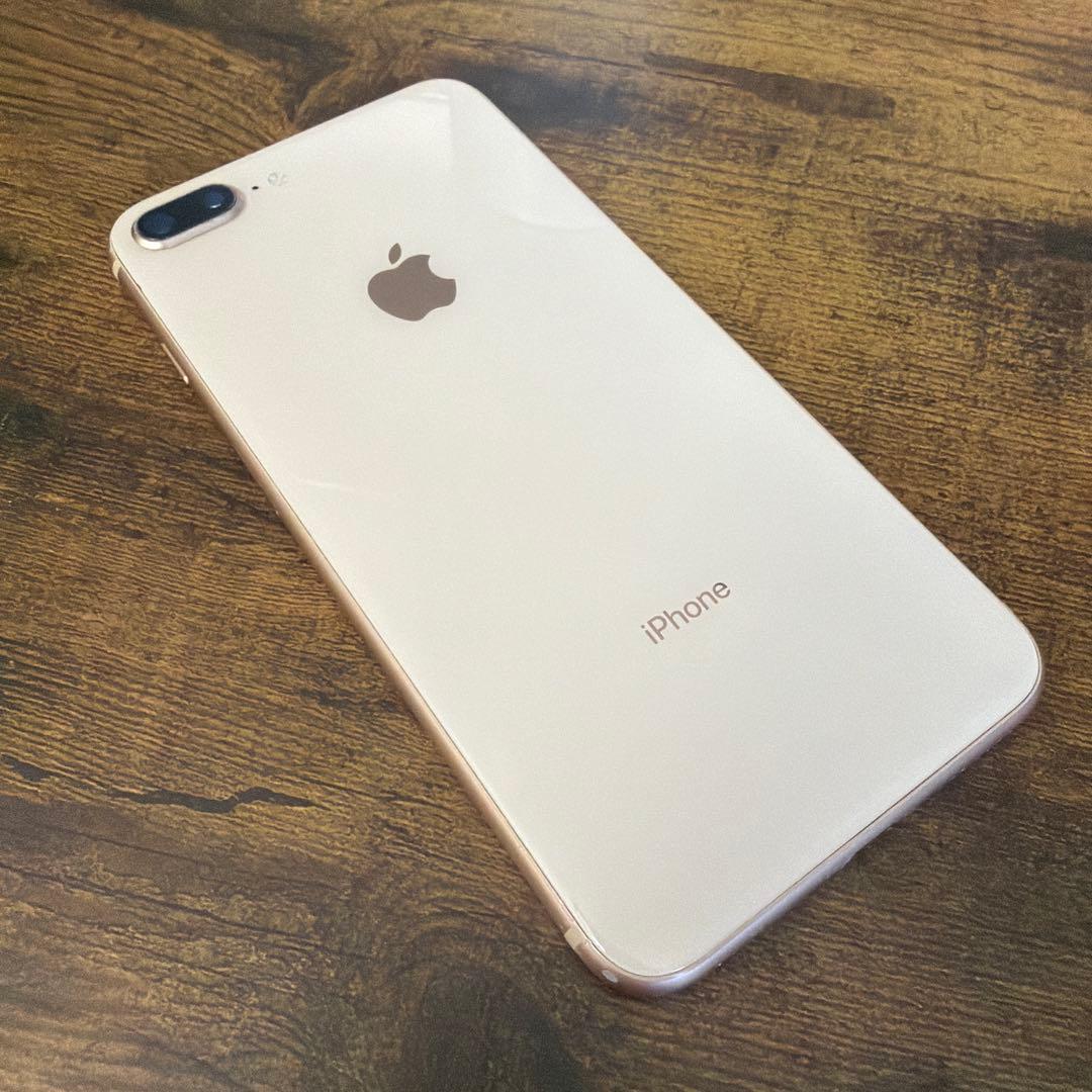 iPhone 8 Plus 本体