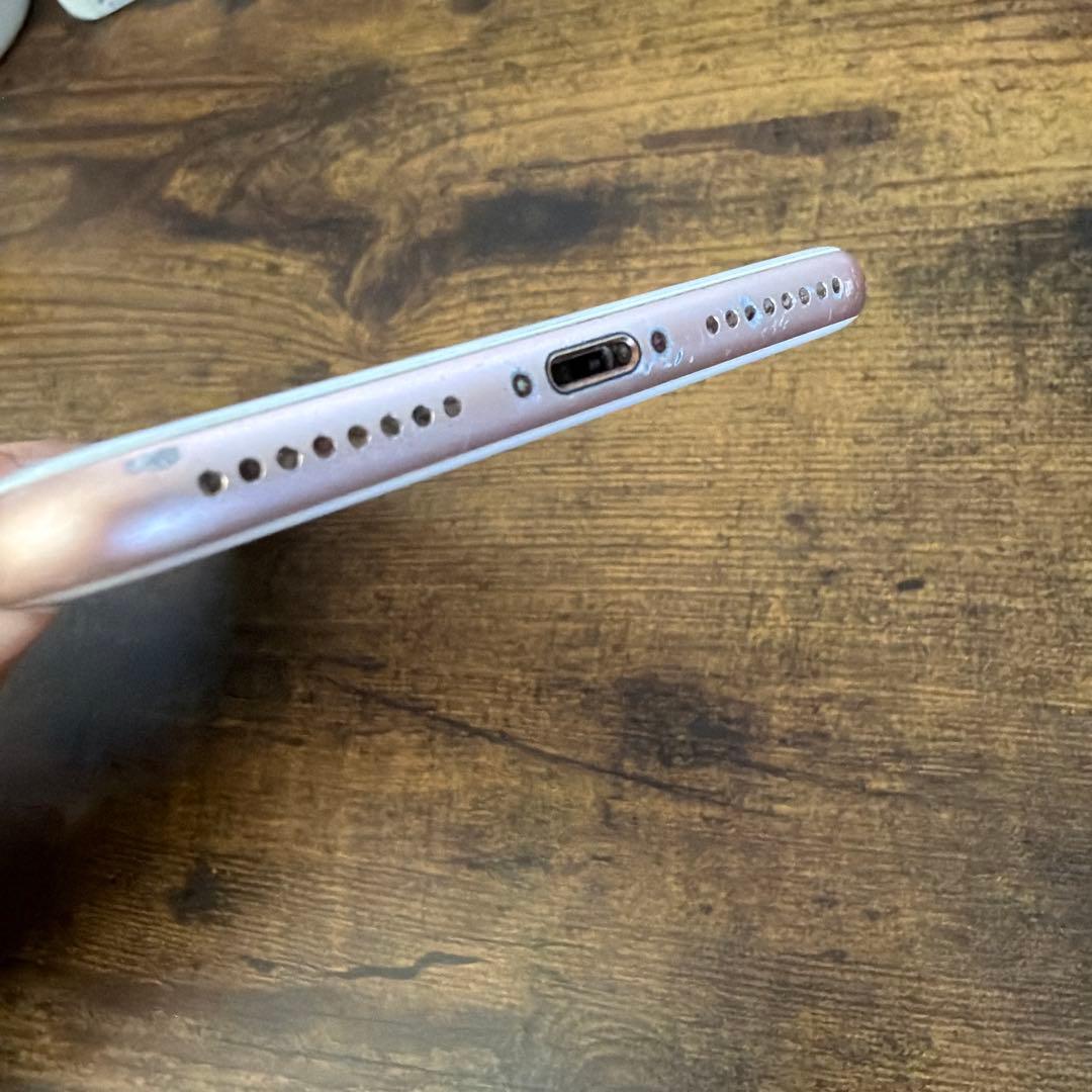 iPhone 8 Plus 本体