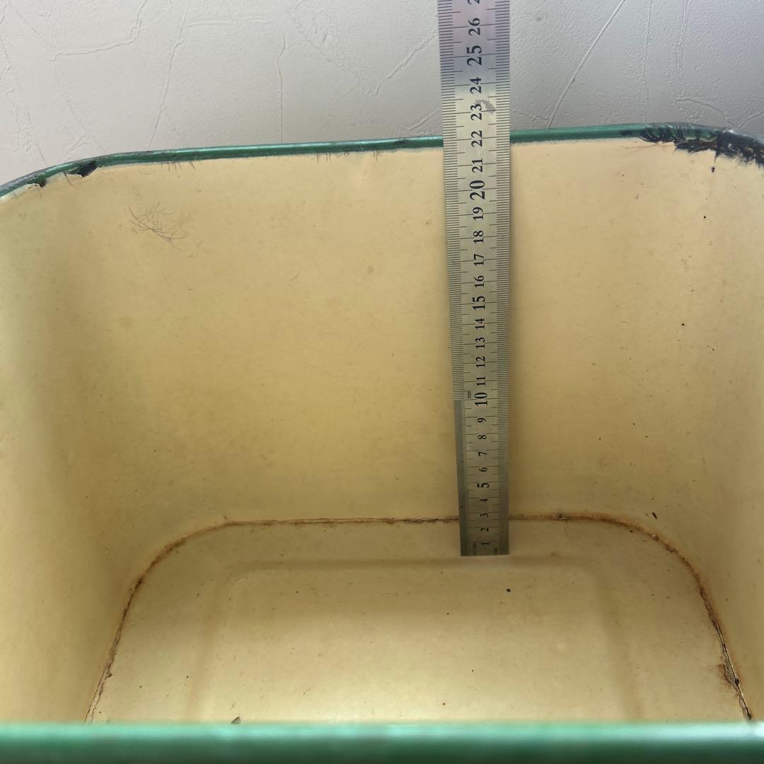 アンティーク　ブレッドボックス