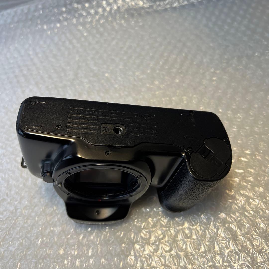 CANON EOS 1000QDフィルム一眼レフカメラ