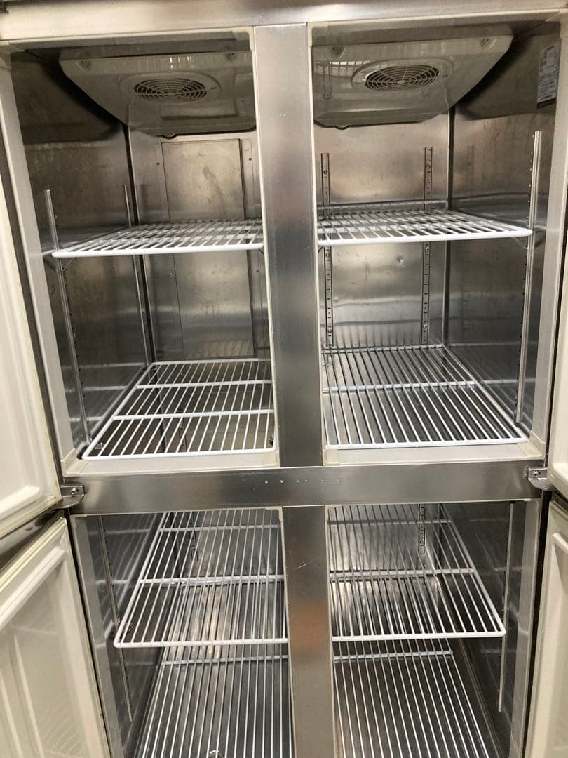 業務用ステンレス 4ドア冷蔵庫